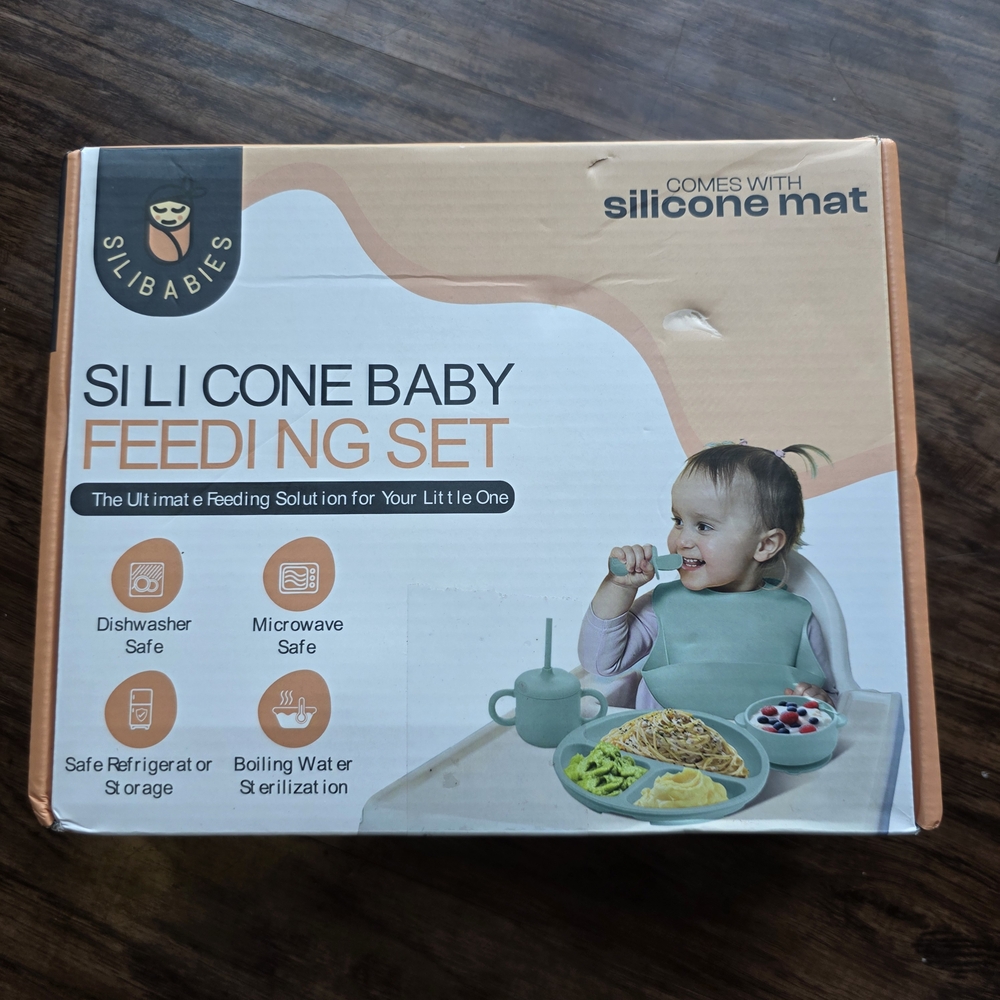 Silibabies 9pc Silicone Baby Feeding Set w/ Mat – New in Box